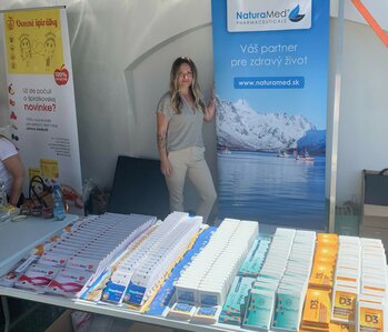 Deň zdravia v Trnave. NaturaMed rozdala ľuďom viac ako 600 svojich produktov!
