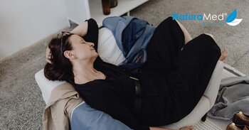 Skroťte príznaky menopauzy: ako môžu bylinky a vitamíny podporiť vašu rovnováhu