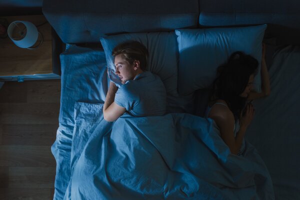 Na zvýšenie hladiny testosterónu u mužov pomáha spánok