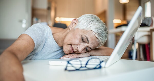 Únava počas menopauzy: Keď energia naraz mizne.